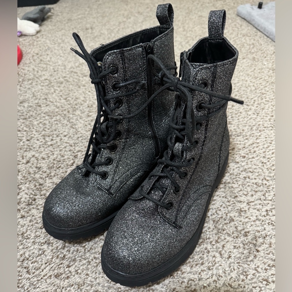 Women’s Glitter Boots